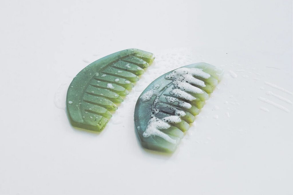 Rahu Care Gua Sha Scalp Comb. Scalp Care. Siena Collective - Natural Clean Skincare, Makeup, Haircare